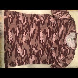 Pink/Victoria’s Secret Camo T-shirt (LG)